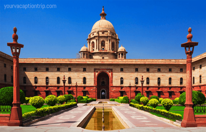 Best Places to Visit in Delhi (Timing, fees & Travel Guide)